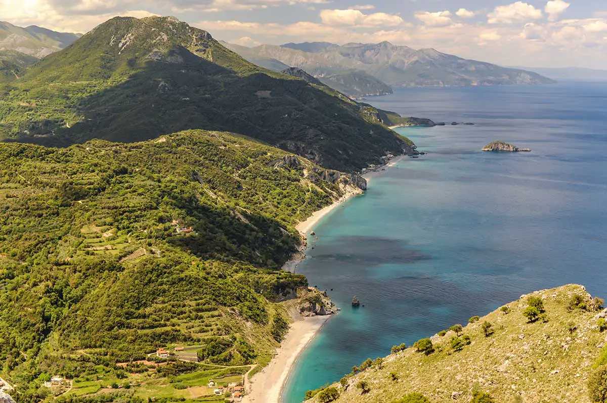 Euböa, eine der schönsten griechischen Inseln nahe Athen 
