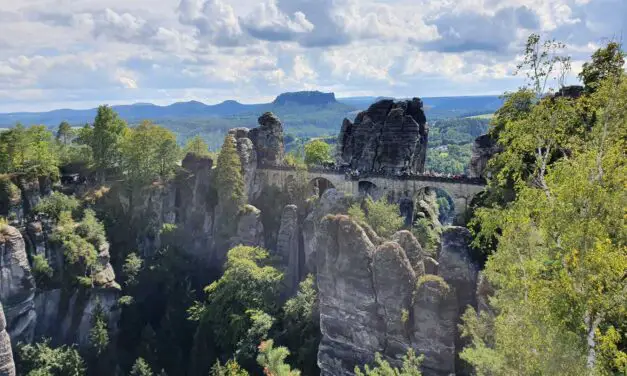 Die Bastei im Elbsandsteingebirge – Tipps für eine geniale Wanderung zu den Höhepunkten