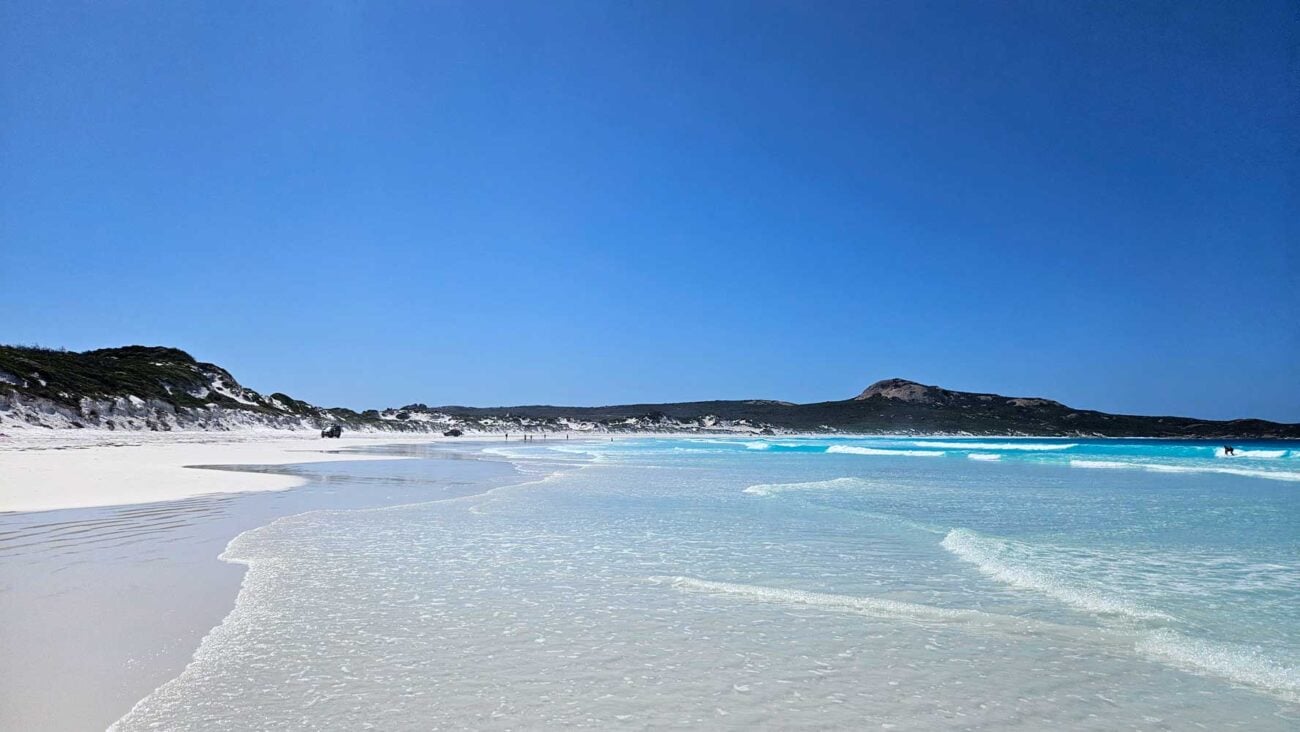 Lucky Bay mit leuchtend türkisfarbenem Wasser und feinem, weißem Sand – Cape Le Grand Nationalpark bei Esperance
