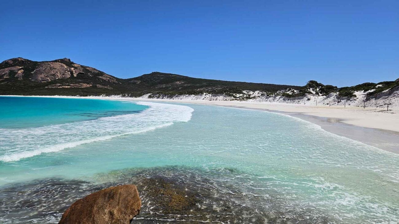 Thistle Cove im Cape Le Grand Nationalpark – geschützte Bucht mit Felsen bei Esperance Australien